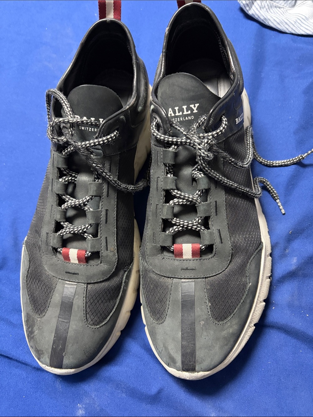 Bally Black and Red Men's Low-Top Sneakers